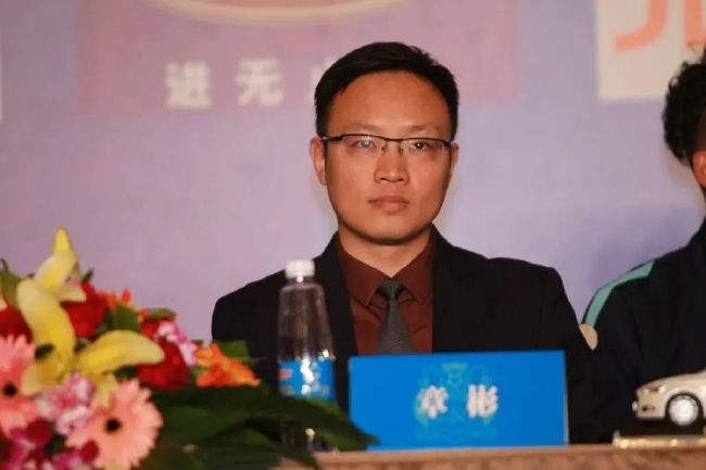 亚洲精品在线免费看
